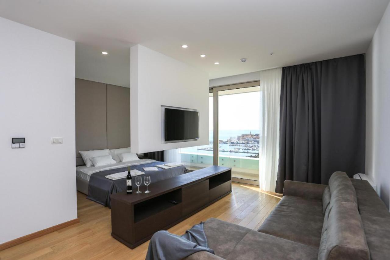 Apartments Lux Budva Luaran gambar