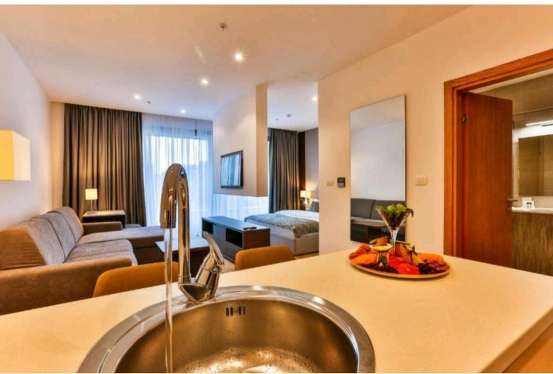 Apartments Lux Budva Luaran gambar