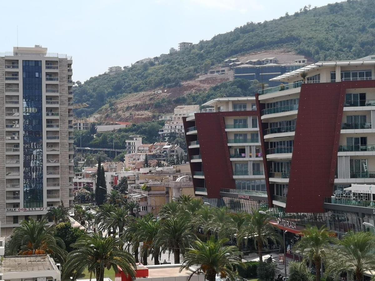 Apartments Lux Budva Luaran gambar