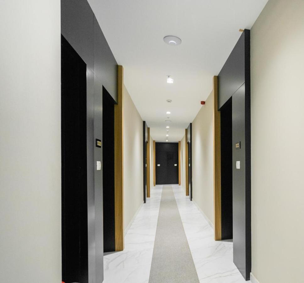 Apartments Lux Budva Luaran gambar