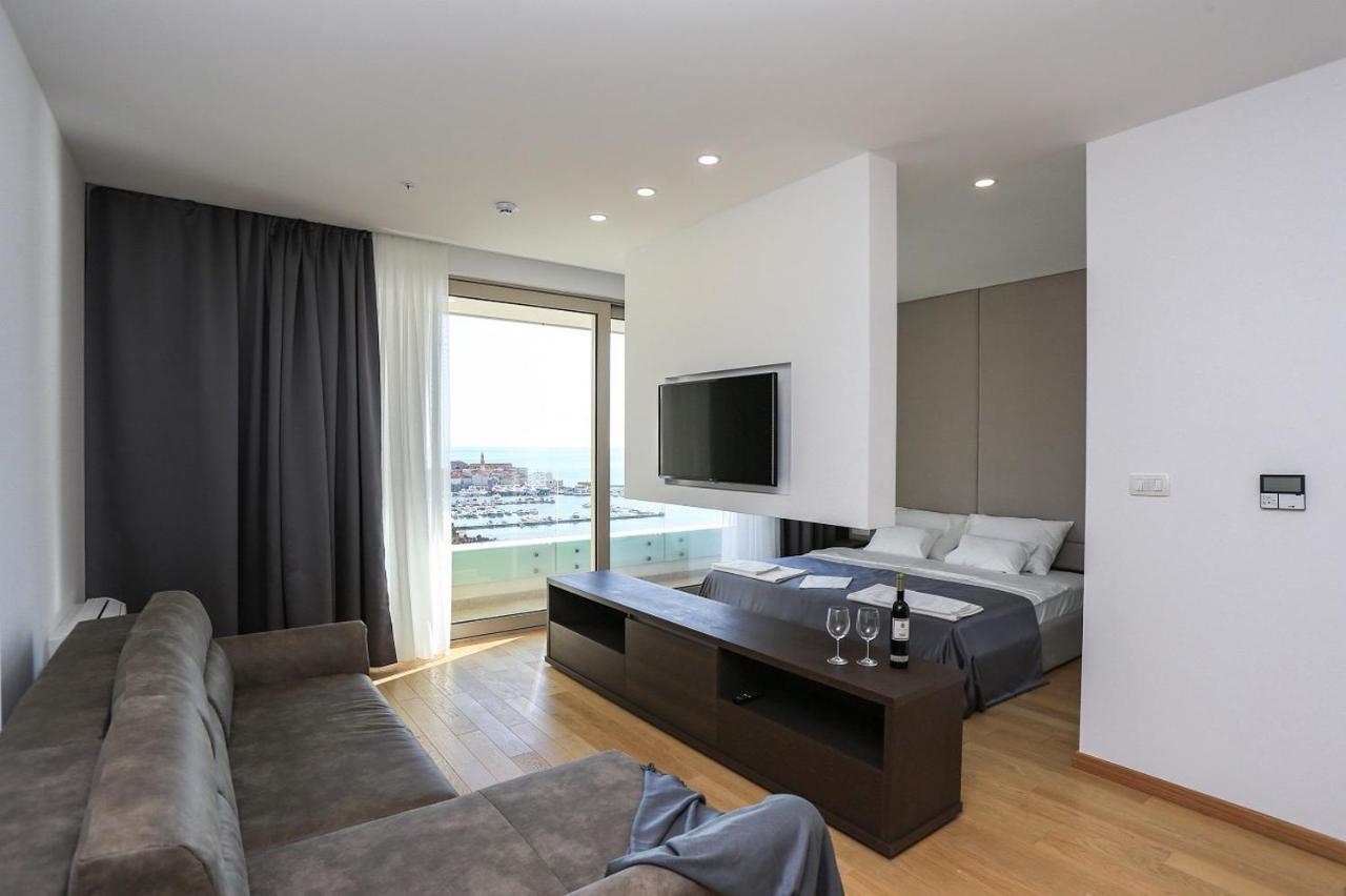 Apartments Lux Budva Luaran gambar
