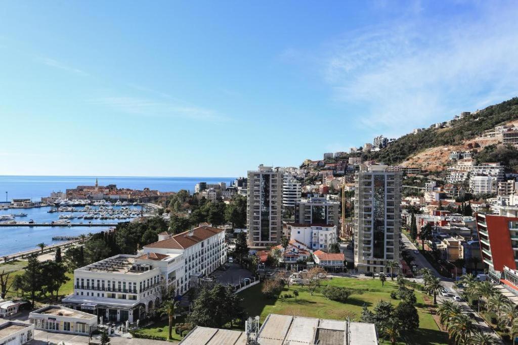 Apartments Lux Budva Bilik gambar