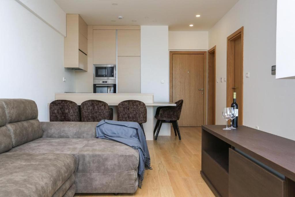 Apartments Lux Budva Luaran gambar