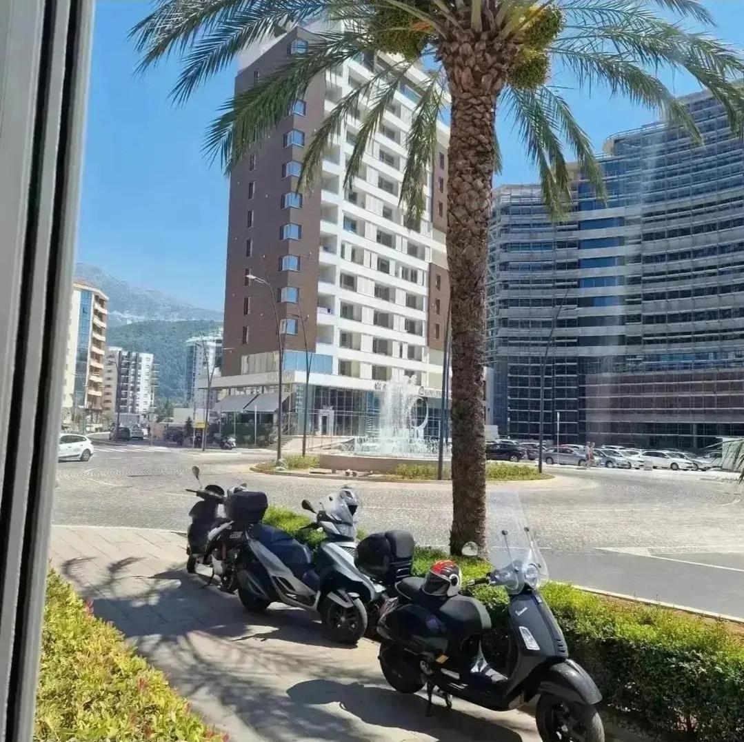 Apartments Lux Budva Luaran gambar